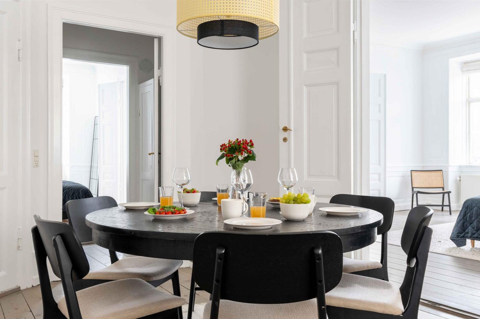 Chic Flat In Vibrant Area By Canals * Kopenhagen